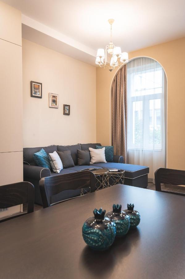 1001 Nights - 2Bd Luxury Apartment In Central Софія Екстер'єр фото